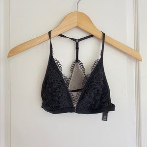 Victoria’s Secret black lace bralette
